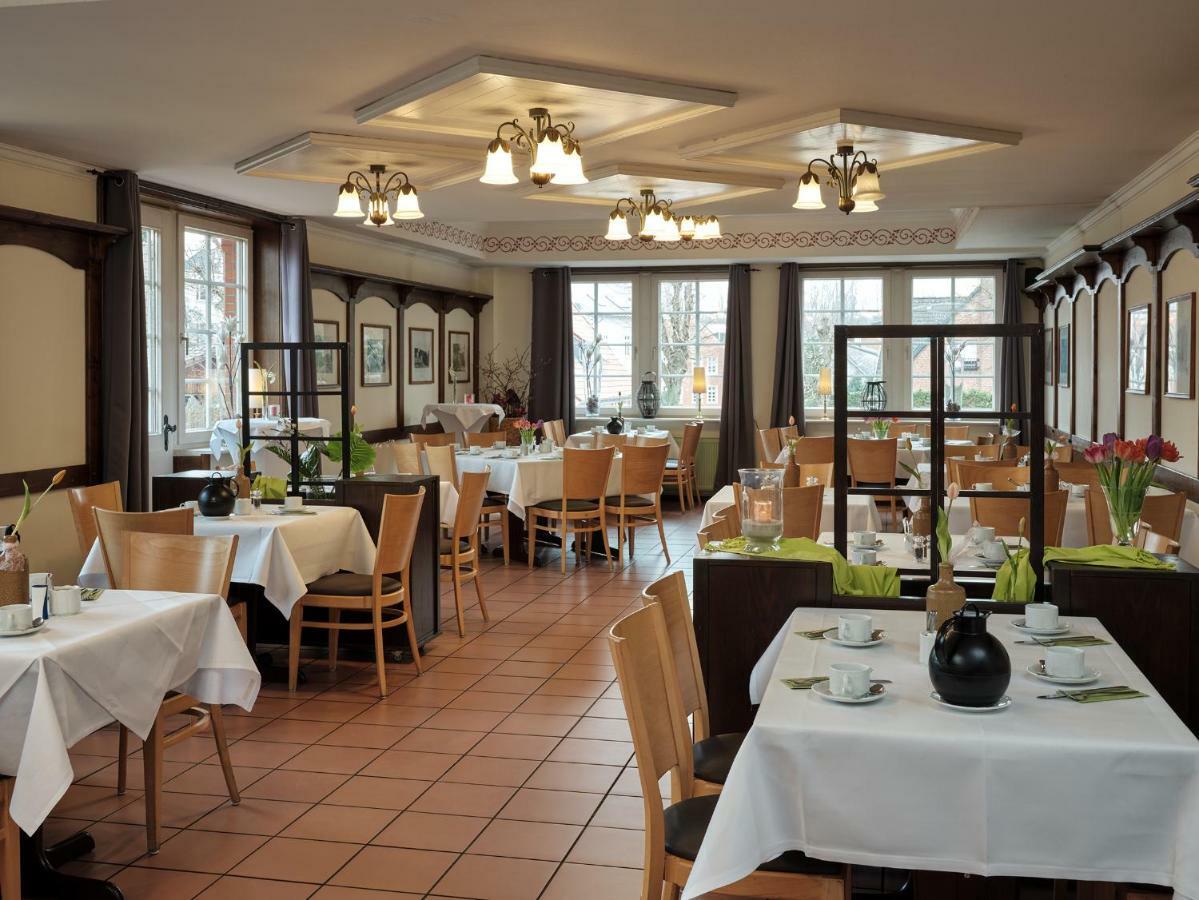 Hotel Gasthaus Zur Linde Seevetal Exterior photo